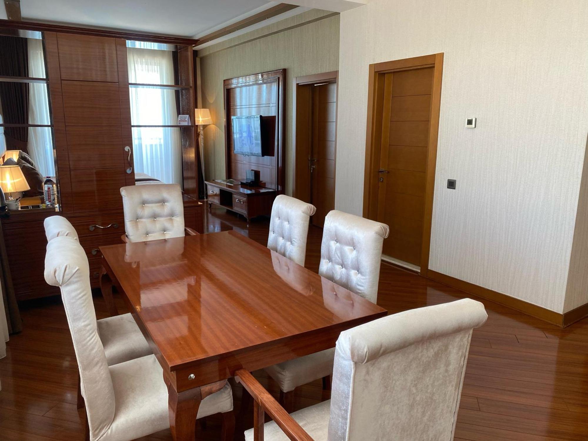 Khazri Hotell Shafran Exteriör bild