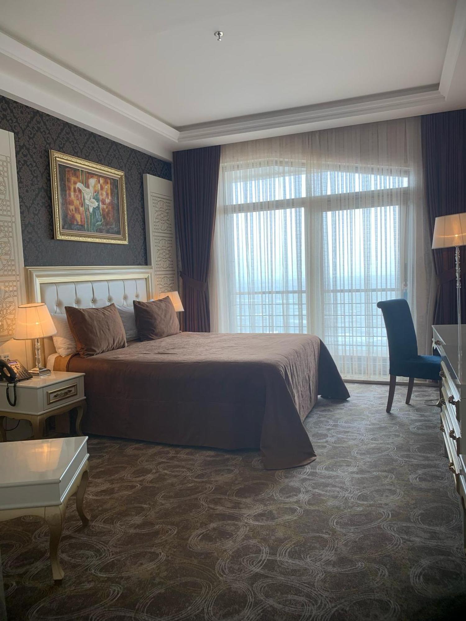 Khazri Hotell Shafran Exteriör bild