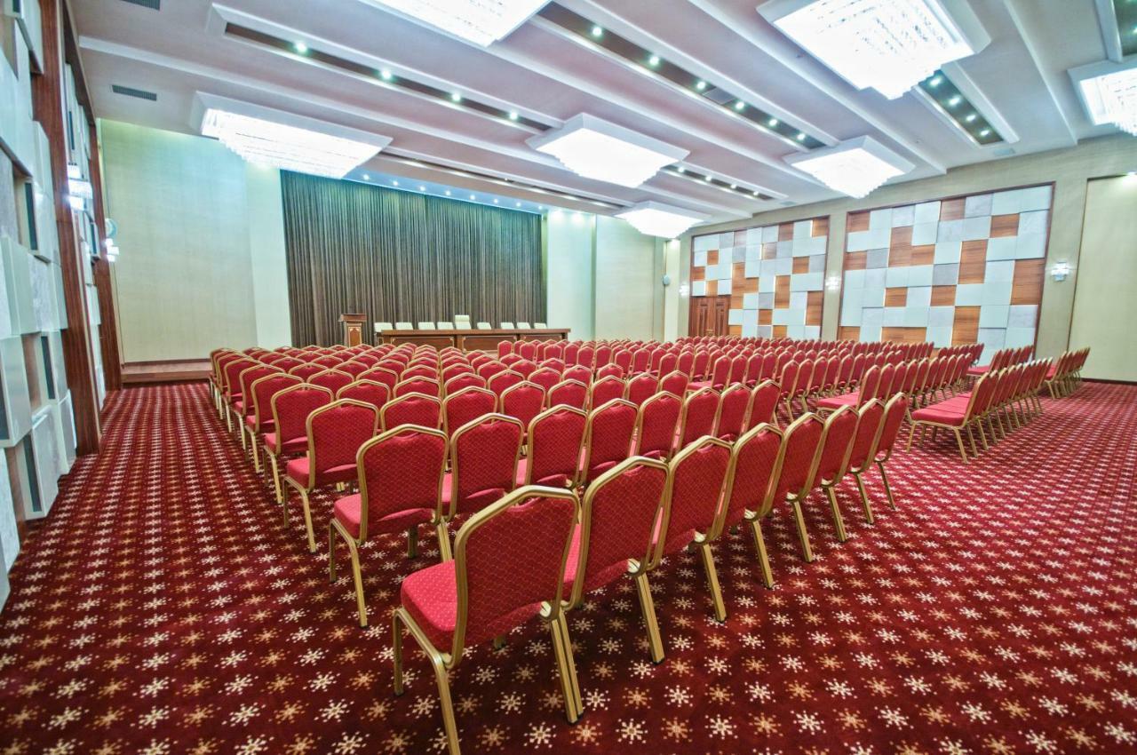 Khazri Hotell Shafran Exteriör bild